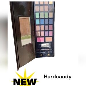 New Makeup Hard Candy Makeup Pallet Eyeshadow